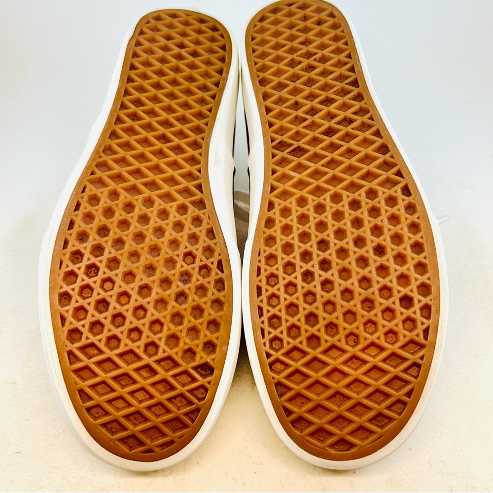 Vans Unisex Salt Wash Red Canvas Classic Lace Up Sneakers Size M 10.5 W 12 Eu 44 - Picture 9 of 11